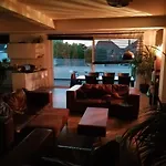 Appartement Delux Dicht Bij Zee